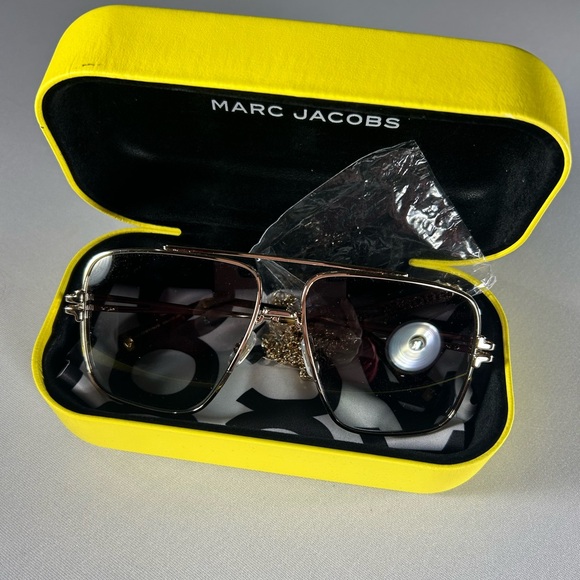 Authentic Marc Jacobs Sunglasses - Picture 7 of 9